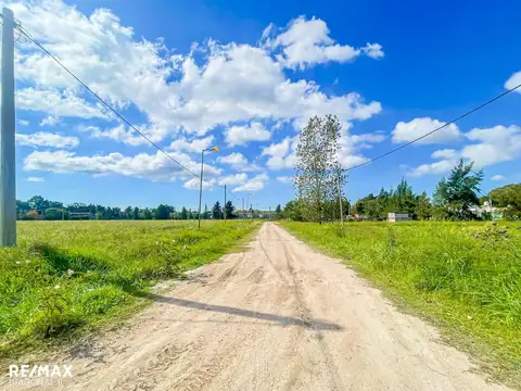 Terreno en Venta en Villa Elisa, USD 21.080