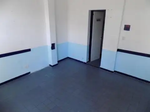 Local en Alquiler 51 años