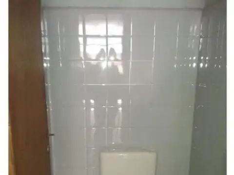 Local en Alquiler en Pompeya, $ 380.000