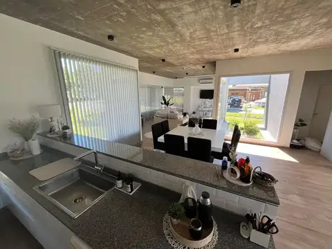 Casa en Venta en Haras Del Sur, USD 235.000