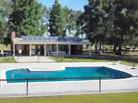 VENTA Lote unico 1735m2 en "3 Pinos" en Barrio con seguridad Para vivir con la naturaleza