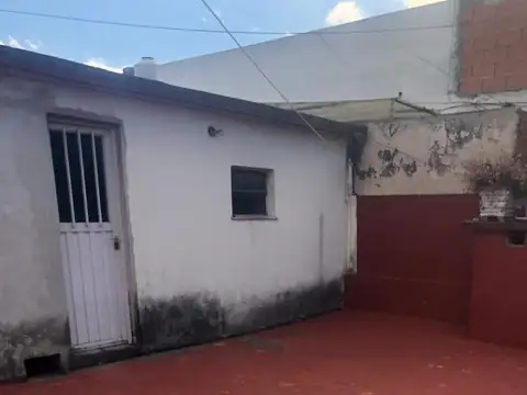 PH AL FRENTE CON GRAN POTENCIAL * CASTRO BARROS 500 *