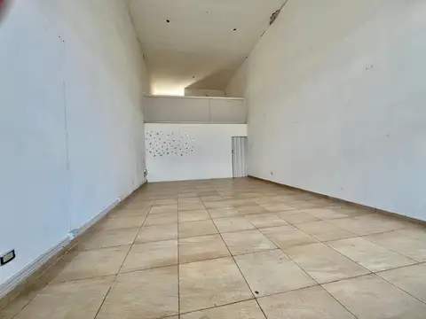 Local en Alquiler en Castelar, $ 1.200.000