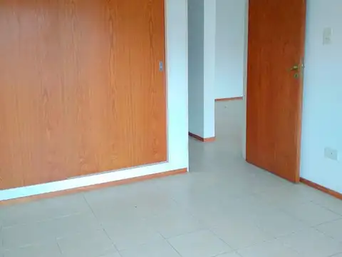 Departamento en Alquiler en Abasto, $ 580.000