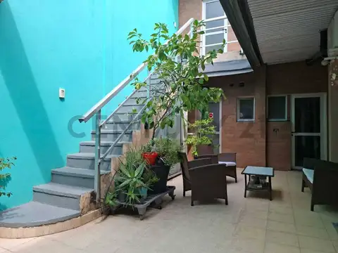 Hermosa Casa de 5 ambientes en Saavedra