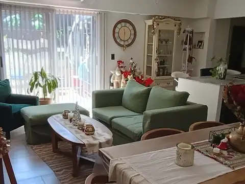 Depto Tipo Casa en Venta de 2 dormitorios