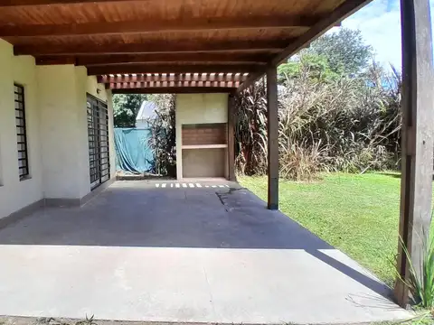 VENTA/PERMUTA - Casa - 2 dormitorios - Pileta - Brisas 3, Morro de Funes.
