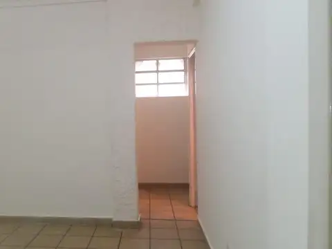 Departamento en Alquiler en Floresta, $ 600.000