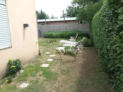 Casa 10 ambientes con 5 baños