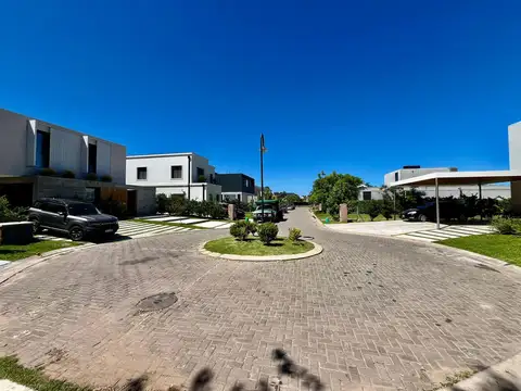 Terreno en Venta en San Isidro, (Beccar) en Barrio Cerrado Miradores II