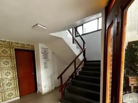 141  villa gesell 300, Piso 1