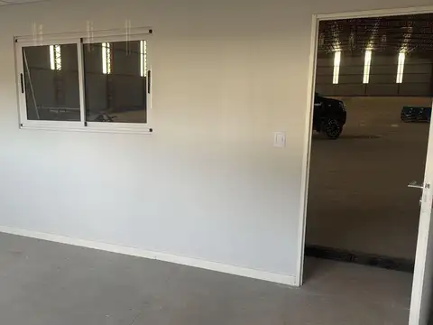 Galpon en Alquiler A Estrenar