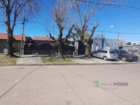 528  E/ 121 y 121 bis  al 100