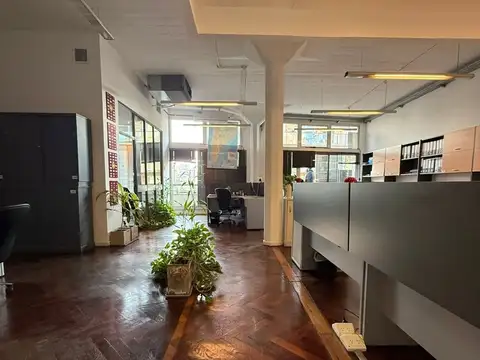Oficina en Venta 28 años