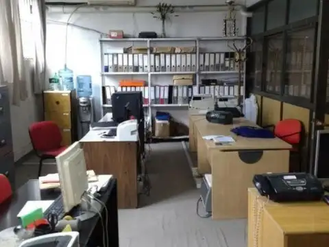 Excelente depósito a pocas cuadras de la Gral. Paz