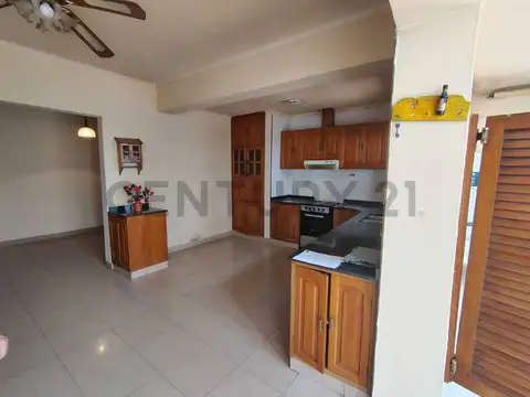 Casa en Venta en Godoy Cruz, USD 180.000