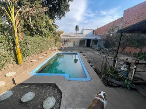 Casa en Venta con 1 cochera