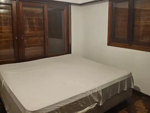 Casa en Alquiler 50 años