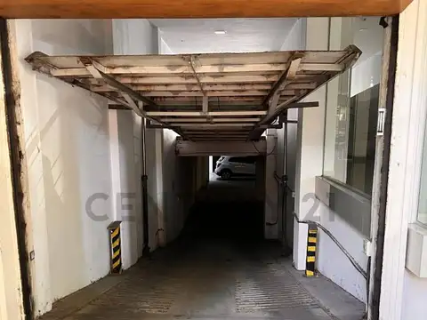 COCHERA EN VENTA EN LA PLATA