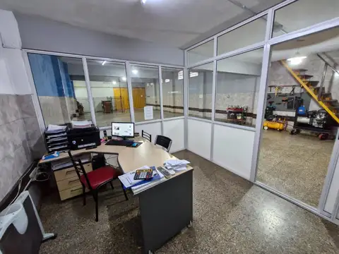 Local en Venta 40 años