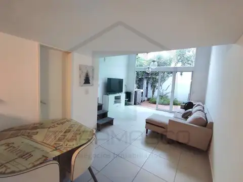 Depto Tipo Casa en Venta de 1 dormitorio