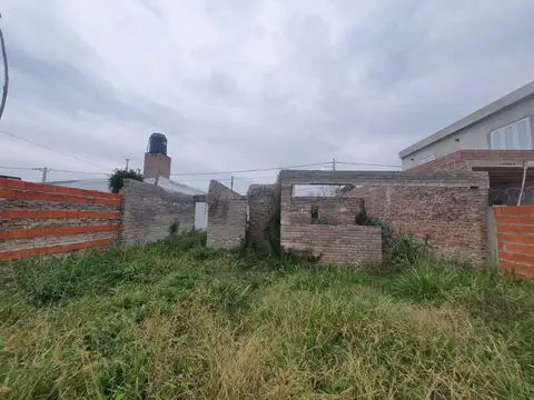 Casa en Venta en Capitan Bermudez, USD 28.000