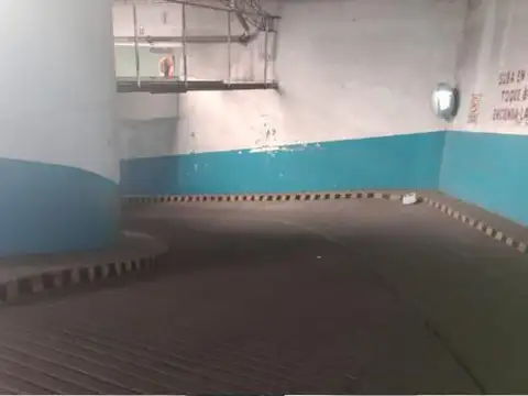 Galpon en Venta 25  mts Frente