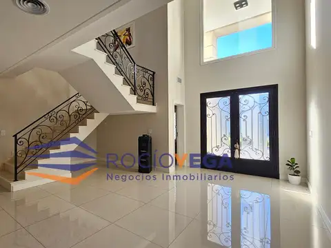 Casa 7 ambientes con 7 baños