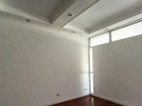 Departamento en Alquiler en Microcentro, $ 400.000