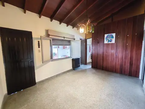 Depto Tipo Casa en Venta 50 años