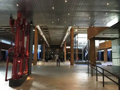 Av. Regimiento de Patricios al 1000