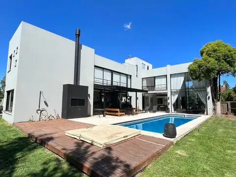 Casa en Venta de 5 dormitorios