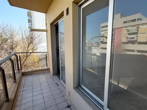 Departamento en Alquiler en Parque Patricios, $ 550.000