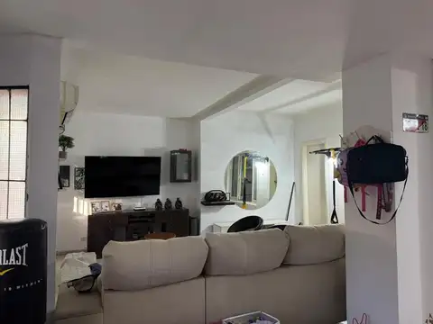 HERMOSO PH 2 AMBIENTES LANUS SIN EXPENSAS 