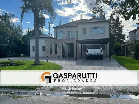 Excelente Casa en Alquiler en Septiembre con Pileta!