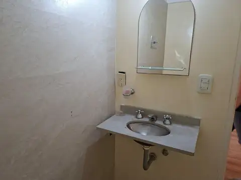 Depto Tipo Casa en Venta al Este