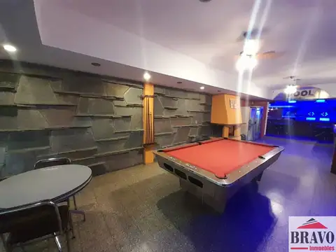 Avenida 3 e/ Paseo 102 y 104 100