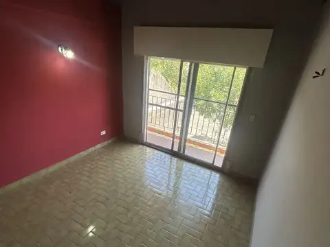 Depto Tipo Casa en Venta con 2 cocheras