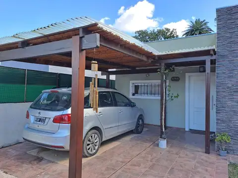 VENTA CASA  4 AMBIENTES GRAL RODRIGUEZ APTO CREDIT