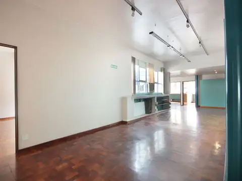 Oficina en Venta en Monserrat, USD 135.000