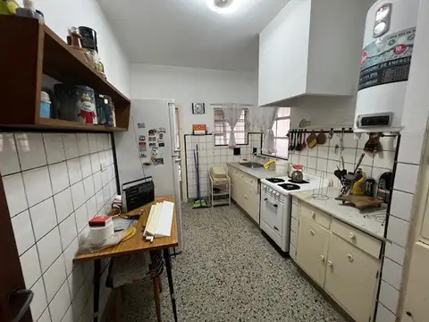 CHALET DE 4 AMB CON PATIO Y GARAJE