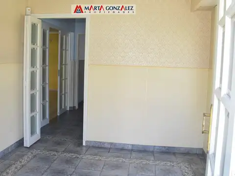 Casa 4 ambientes con 4 baños