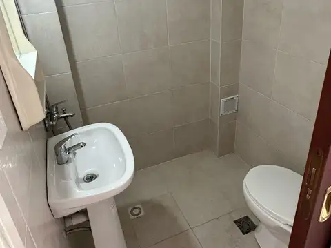 MORON SUR- MONOAMBIENTES AMPLIOS A ESTRENAR- A 6 CUADRAS DE AV. DON BOSCO