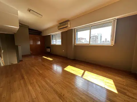 Departamento en Alquiler con 1 cocheras