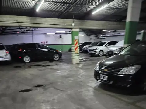 Hipólito Yrigoyen  al 2100