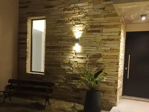 Casa  en Alquiler en San Sebastian, Escobar, G.B.A. Zona Norte