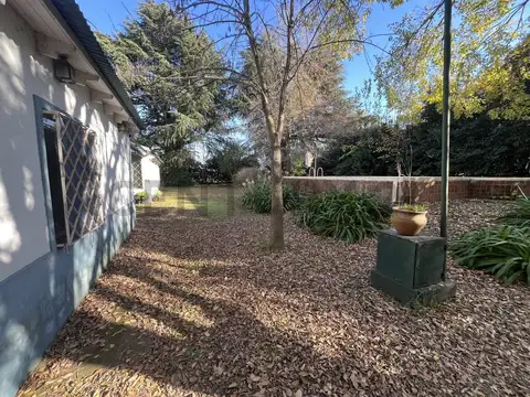 133 esquina 484 - Casa quinta en venta Gorina La Plata