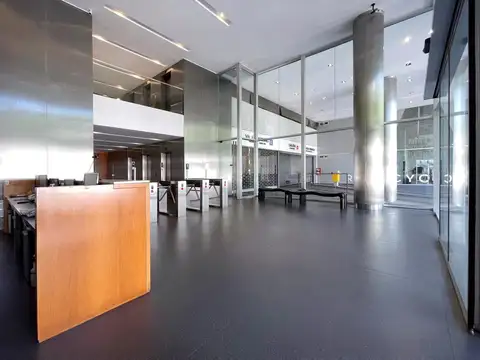 Oficina 4 ambientes con 2 baños