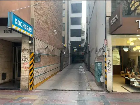 Cochera a la venta en la ciudad de Mendoza. Oportunidad.