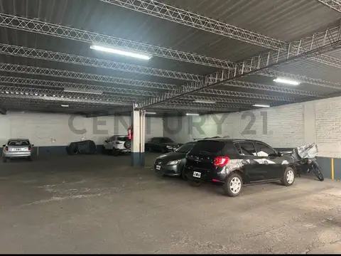 9 de julio y Sarmiento 1000, Piso 0